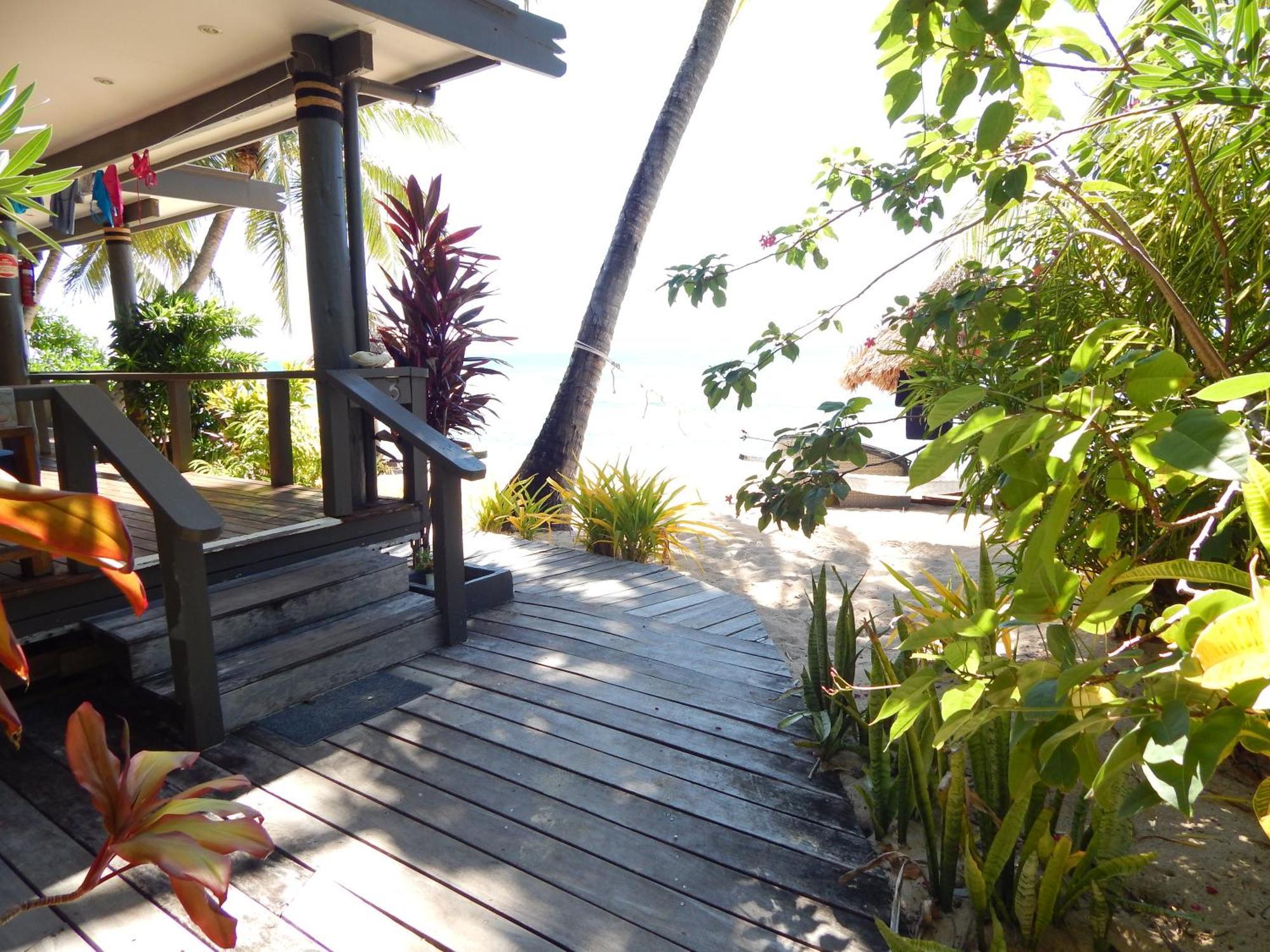 Octopus Resort Nalauwaki Exterior photo